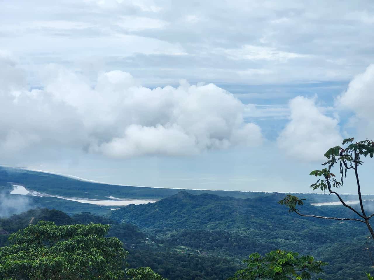 RE/MAX real estate, Costa Rica, Pérez Zeledón, Large farm with ocean view with opportunity price. 